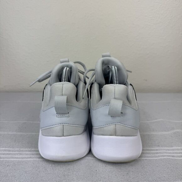Women’s Nike Legend Essential Training Sneakers Pure Platinum Glacier Ice 8.5 - Picture 3 of 15